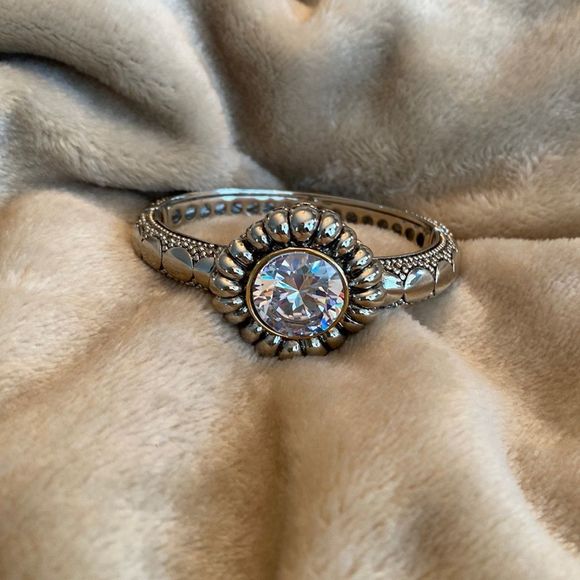 Jewelry - Silver bracelet with cubic zirconia
